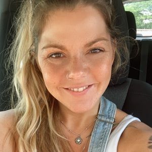 Meet your Posher, Casey